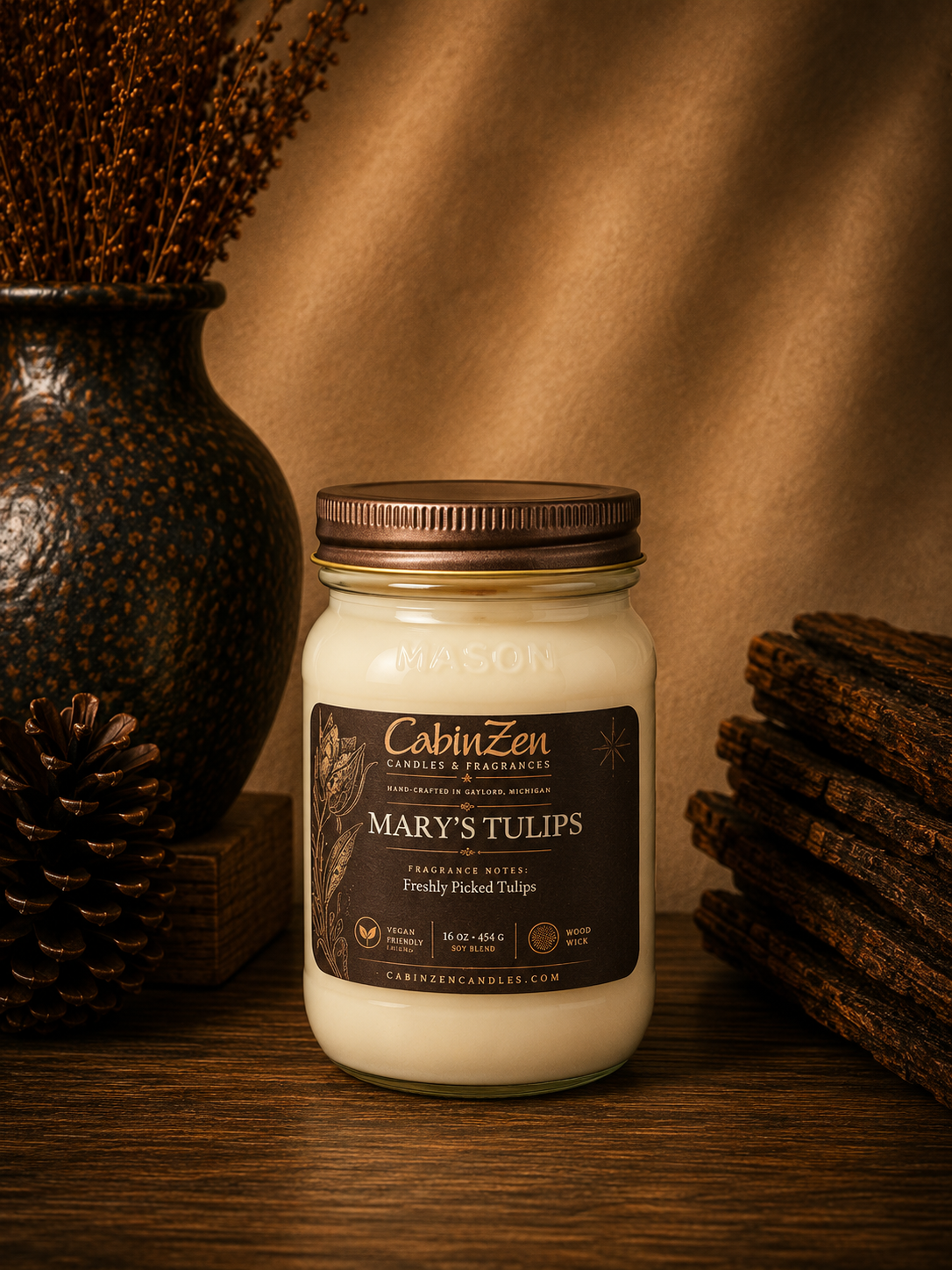 Mary's Tulips 16 oz Wood Wick